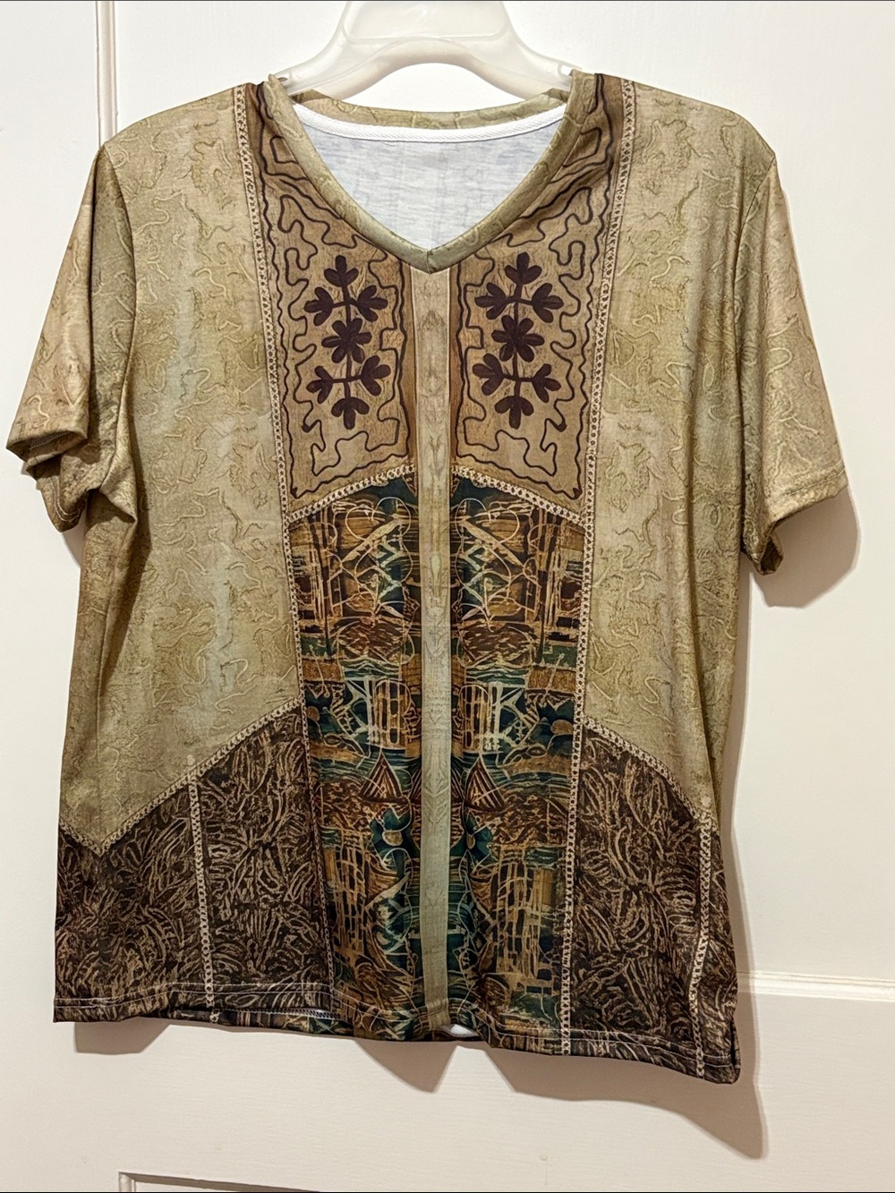 Boho V-Neck Printed Short Sleeve Top in Olive & Brown